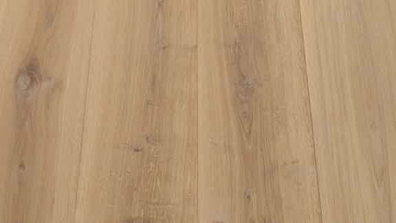 Eenhoorn wit houten vloer kleur