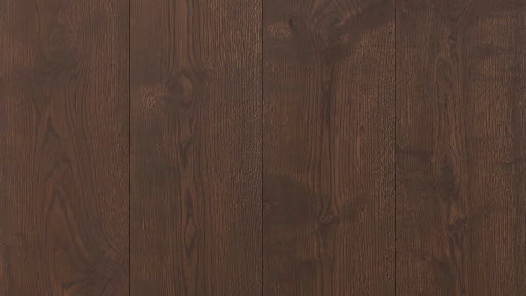 houten planken vloer in kleur chocolade bruin van Uipkes