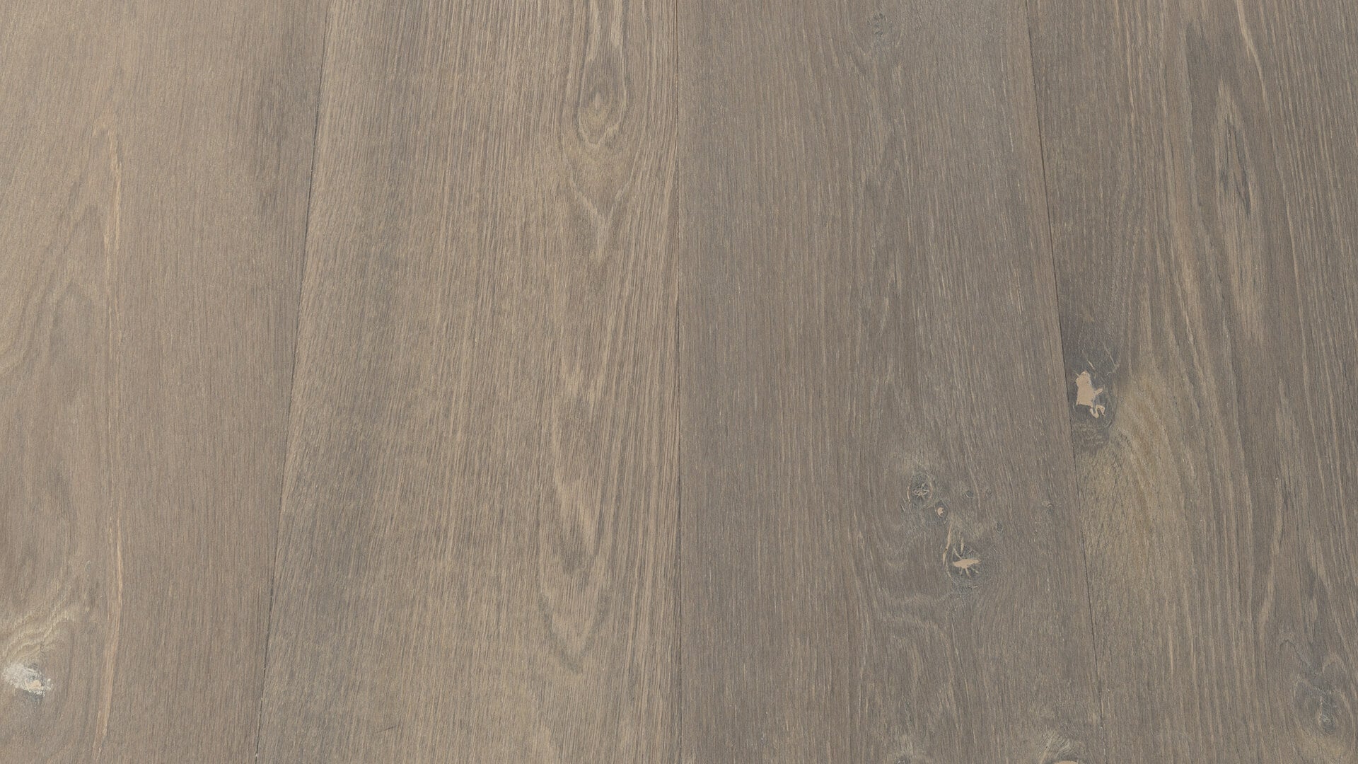 eiken houtenvloer van Uipkes in kleur lichtgrijs
