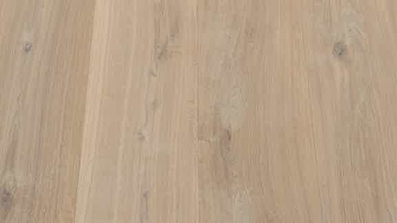 Vanille wit houten vloer